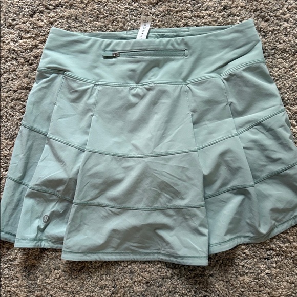 lululemon athletica Skort - Picture 2 of 5